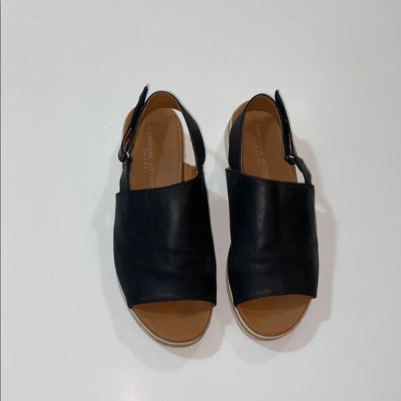 Adrienne Vittadini Sport Black and Tan Sandals Modern Design Women Size 8 - Picture 2 of 15